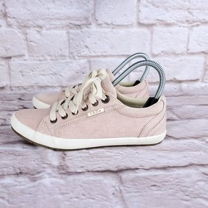 Taos women's sneakers shoes size 6.5 pink